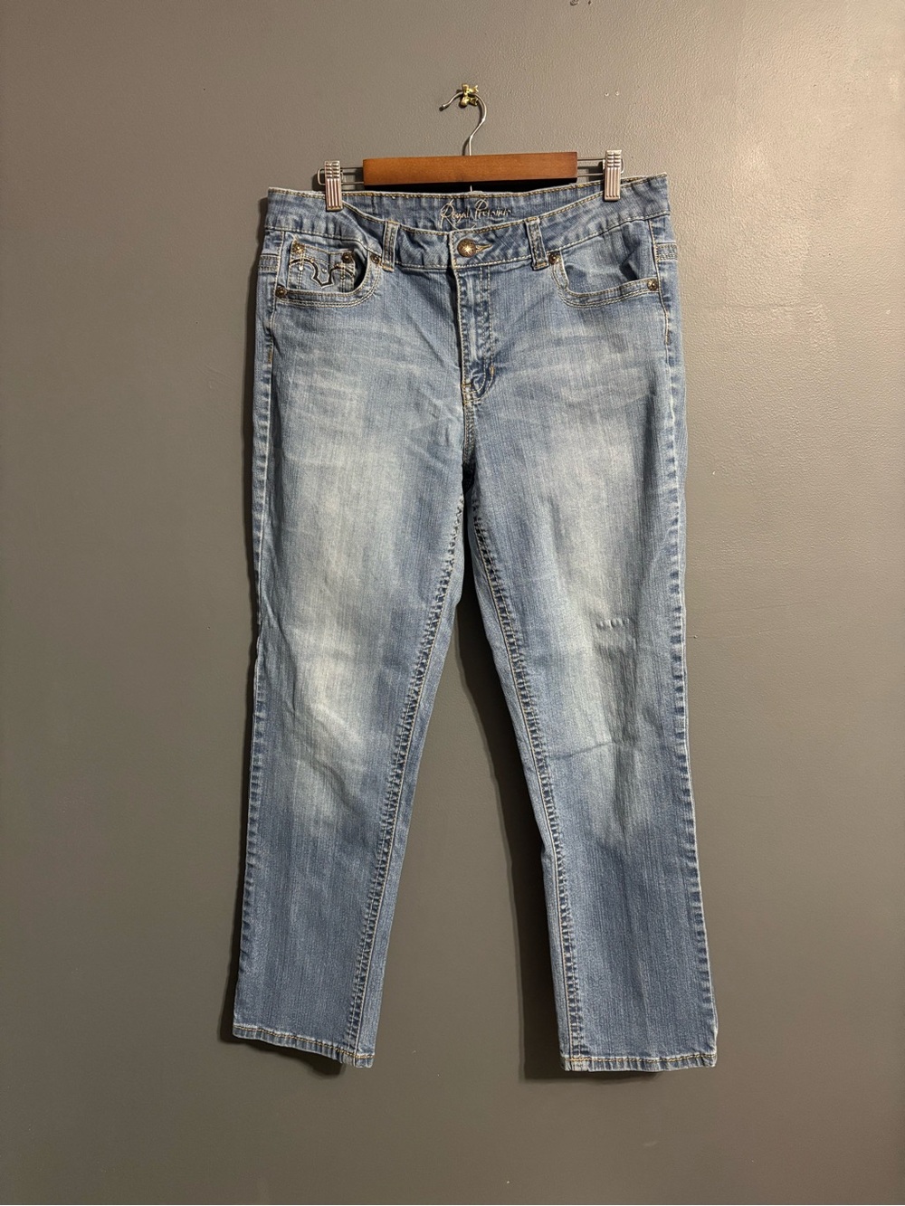 Royal premium 2000s embroidered embellished pocket light wash jeans size 16